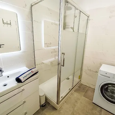 Le Victor Hugo By Interhome Apartman Saint-Raphaël