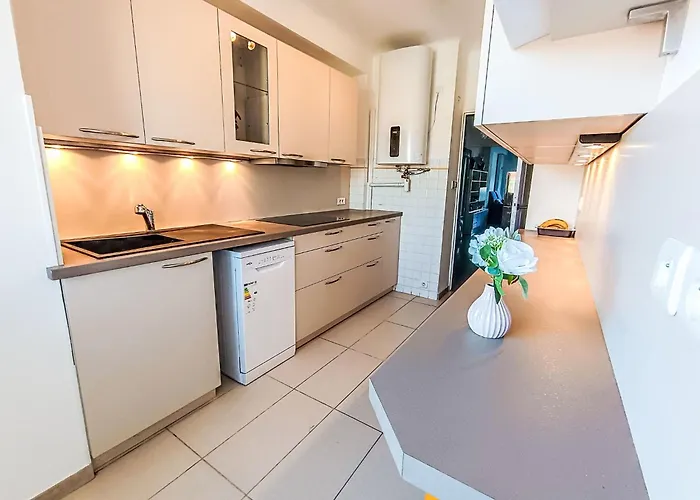 Le Victor Hugo By Interhome *