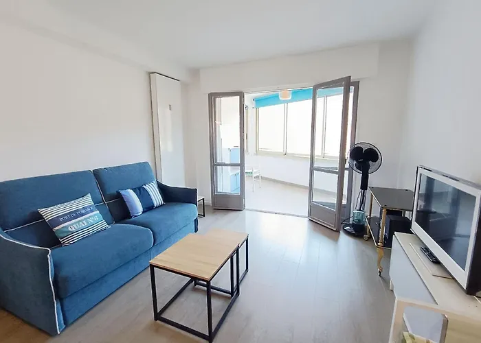 Apartment Le Victor Hugo By Interhome Saint-Raphaël